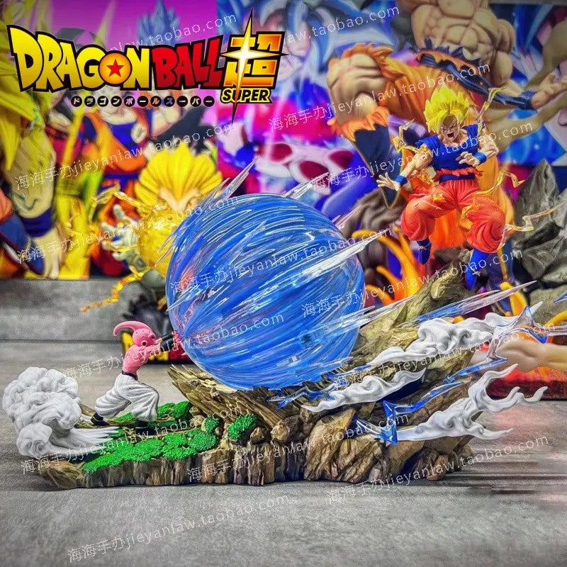 Boneco Decorativo Majin Buu Vs Goku - Dragon Ball Z - com LED - Action Figure de Colecionador