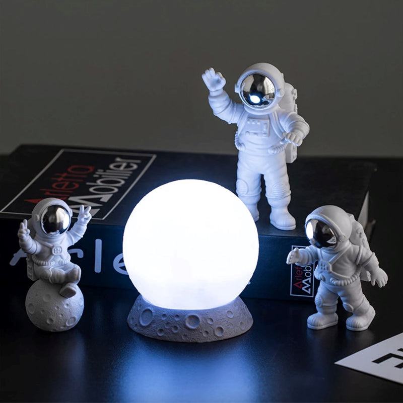 Luminária Decorativa Expedição Lunar Lua Astronautas